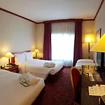 Russott Hotel