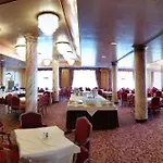 Russott Hotel